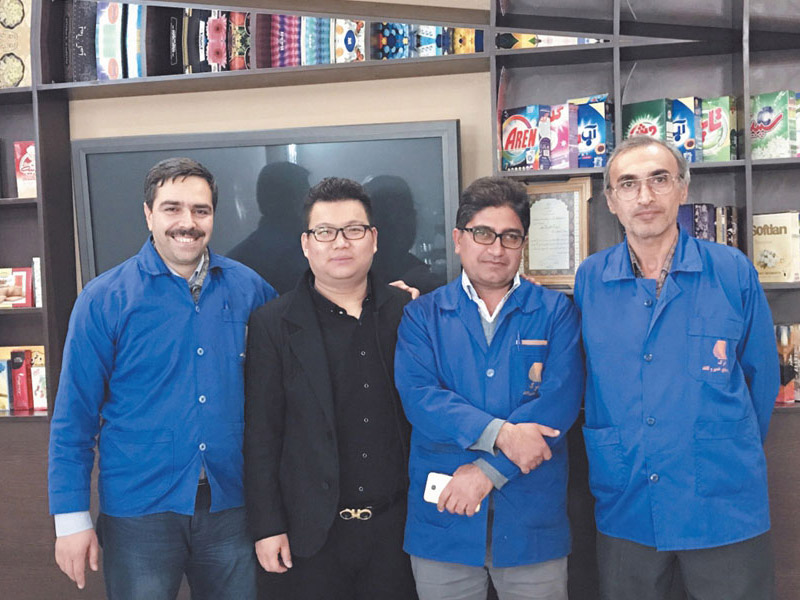 與伊朗客戶(hù)簽訂合同